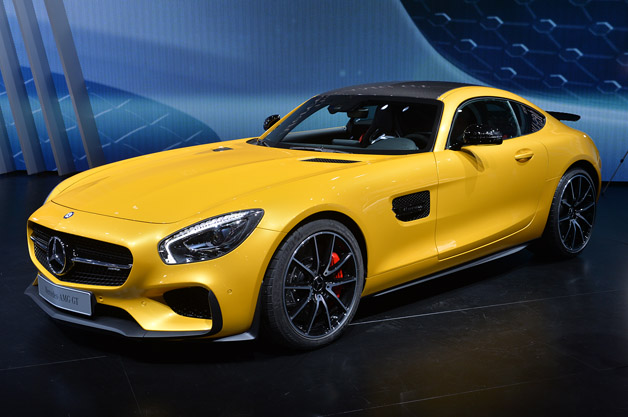 2016-mercedes-amg-gt-paris.jpg